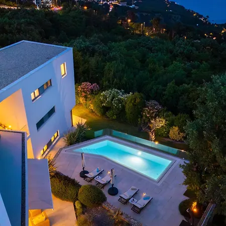 Ursula - 2 * Opatija